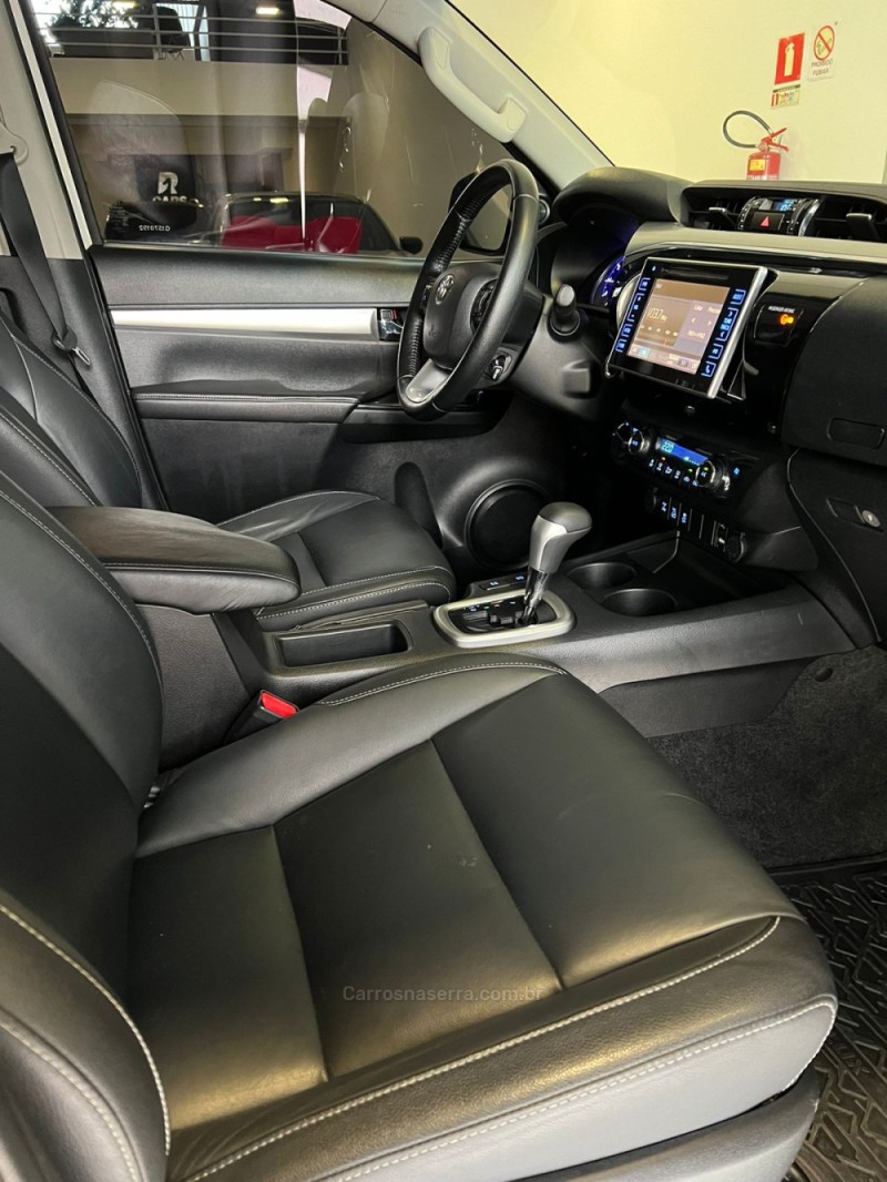 HILUX 2.8 SRX 4X4 CD 16V DIESEL 4P AUTOMÁTICO - 2016 - LAJEADO