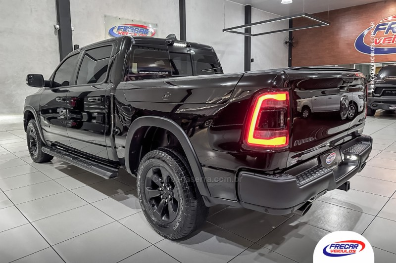 1500 REBEL 5.7 HEMI V8 CD 4X4 GASOLINA 4P AUTOMÁTICA - 2022 - SARANDI