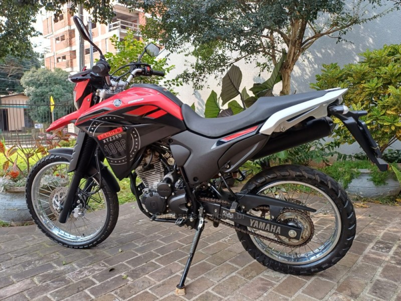 XTZ 250 LANDER - 2023 - PASSO FUNDO