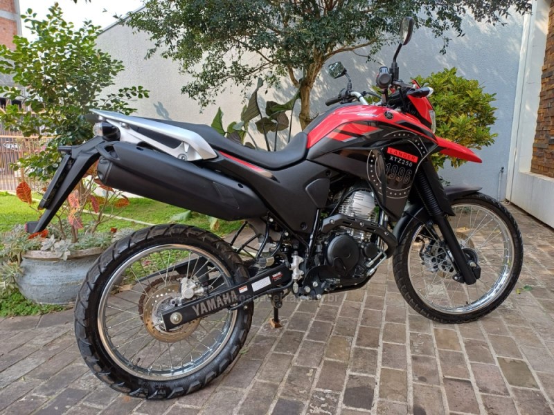 XTZ 250 LANDER - 2023 - PASSO FUNDO