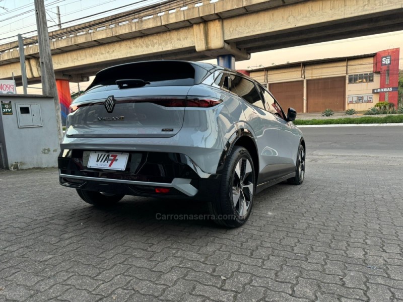 MÉGANE E-TECH ELÉTRICO 4P AUTOMÁTICO - 2024 - NOVO HAMBURGO