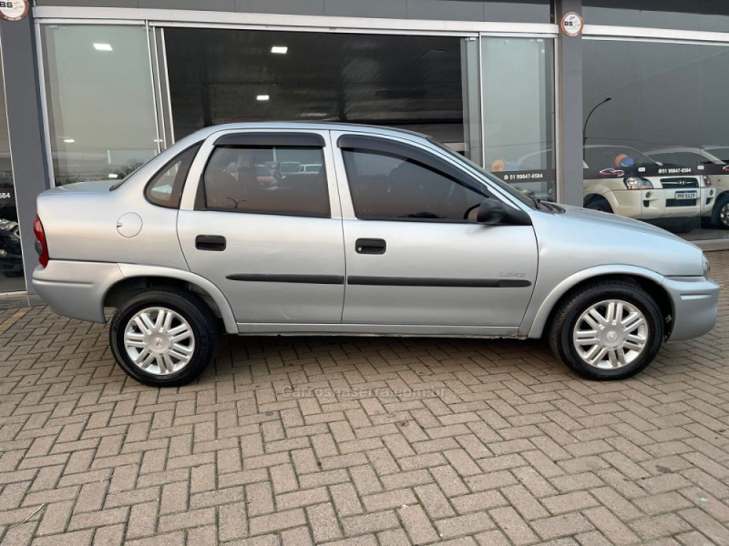 CORSA 1.0 MPFI CLASSIC SEDAN LIFE 8V FLEX 4P MANUAL - 2008 - PAROBé