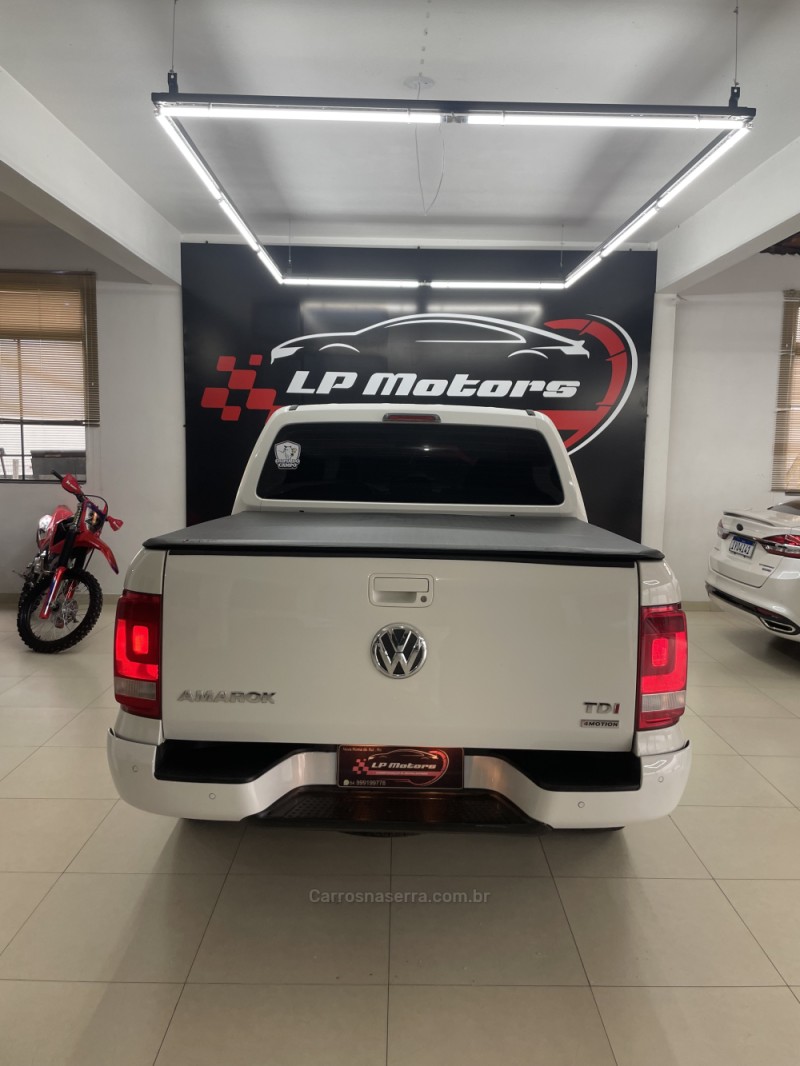 AMAROK 2.0 TRENDLINE 4X4 CD 16V TURBO INTERCOOLER DIESEL 4P AUTOMÁTICO - 2017 - FARROUPILHA