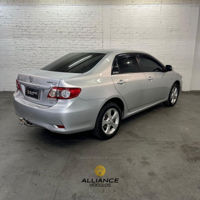 COROLLA 2.0 XEI 16V FLEX 4P AUTOMÁTICO - 2013 - CAXIAS DO SUL