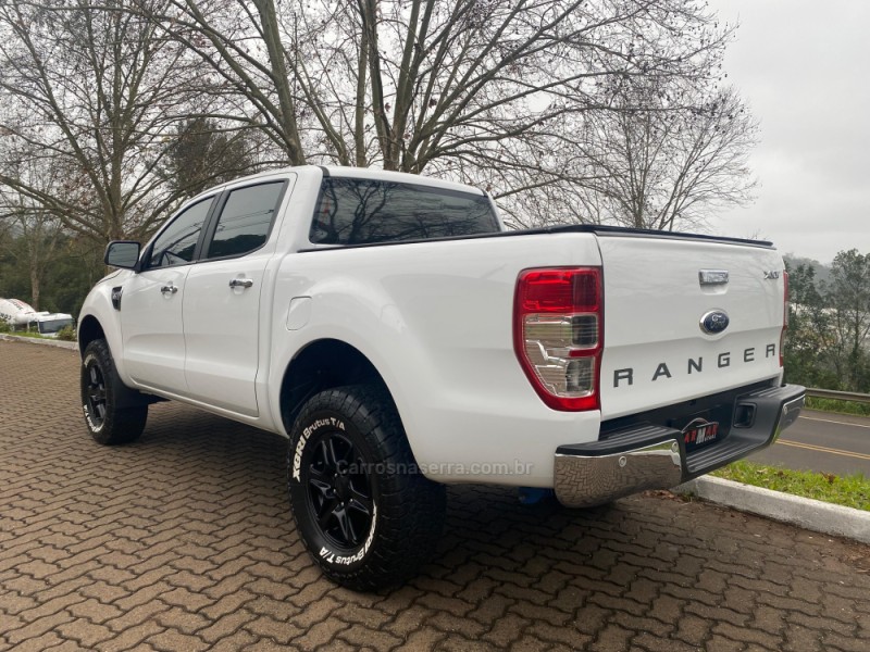 RANGER 2.5 XLT 4X2 CD 16V FLEX 4P MANUAL - 2015 - DOIS IRMãOS