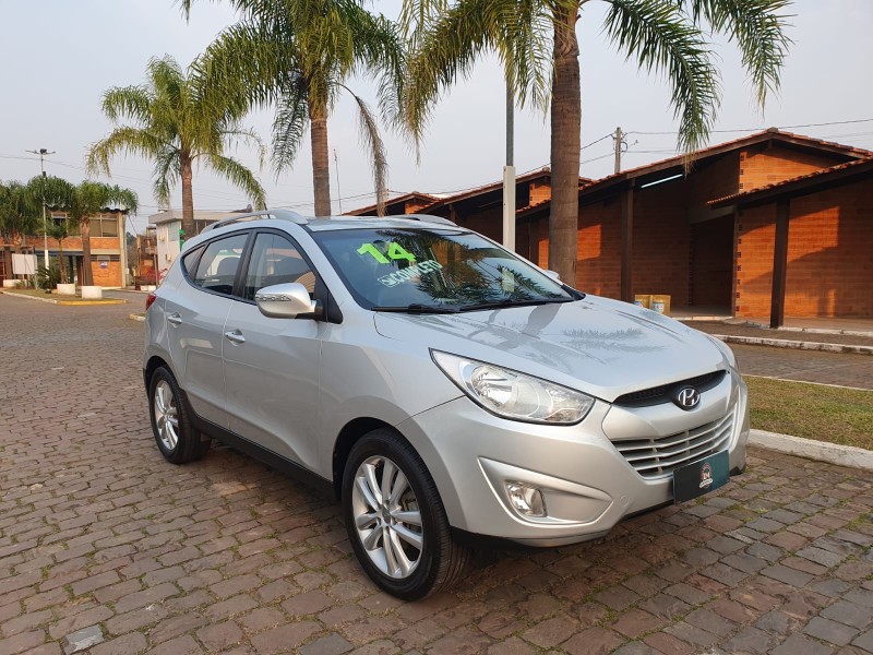 ix35 2.0 16v flex 4p automatico 2014 venancio aires