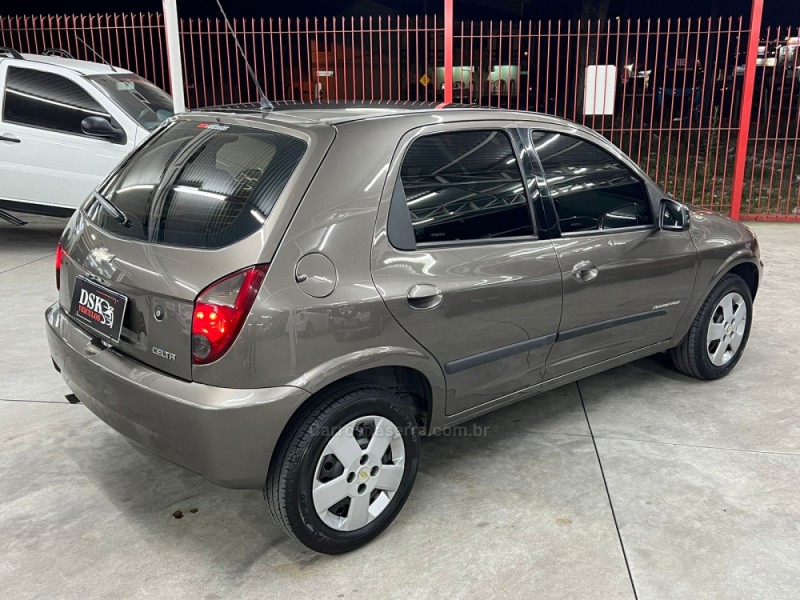 CELTA 1.0 MPFI ADVANTAGE 8V FLEX 4P MANUAL - 2014 - CAXIAS DO SUL