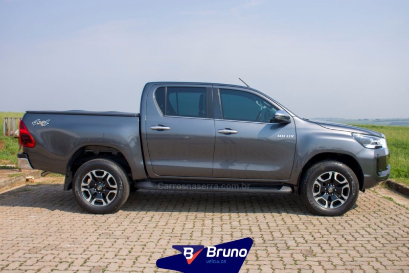 HILUX 2.8 SRX 4X4 CD 16V DIESEL 4P AUTOMÁTICO - 2021 - PALMEIRA DAS MISSõES