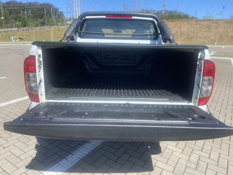 FRONTIER 2.3 LE ATTACK 4X4 CD TURBO ELETRONIC DIESEL 4P AUTOMÁTICO - 2019 - CAXIAS DO SUL