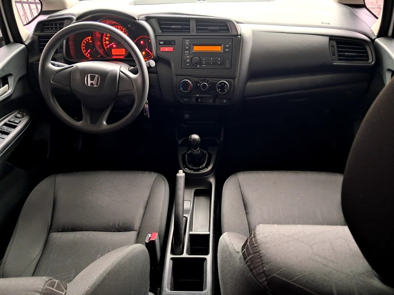 FIT 1.5 LX 16V FLEX 4P MANUAL - 2015 - CAXIAS DO SUL