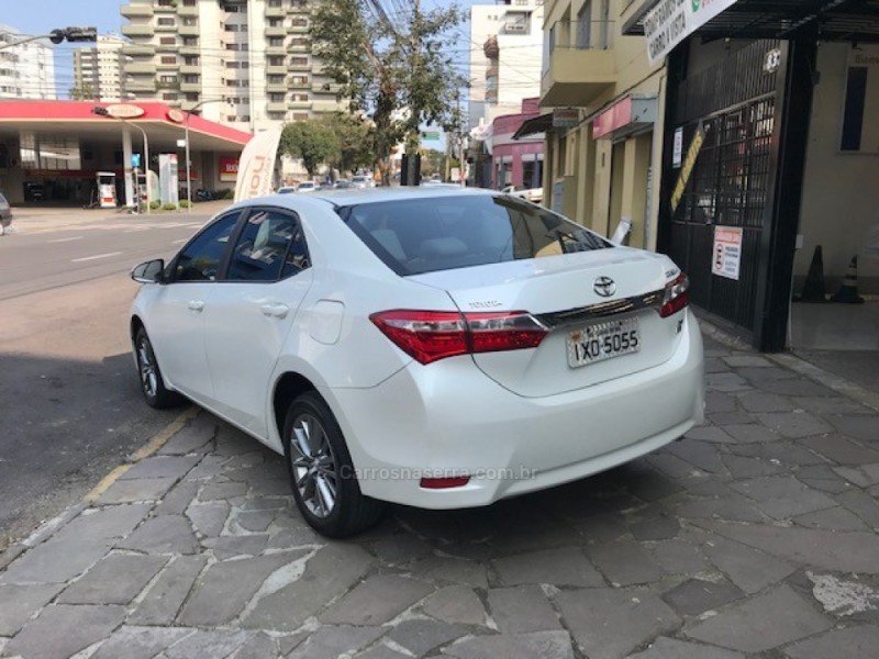 COROLLA 2.0 XEI 16V FLEX 4P AUTOMÁTICO - 2017 - CAXIAS DO SUL