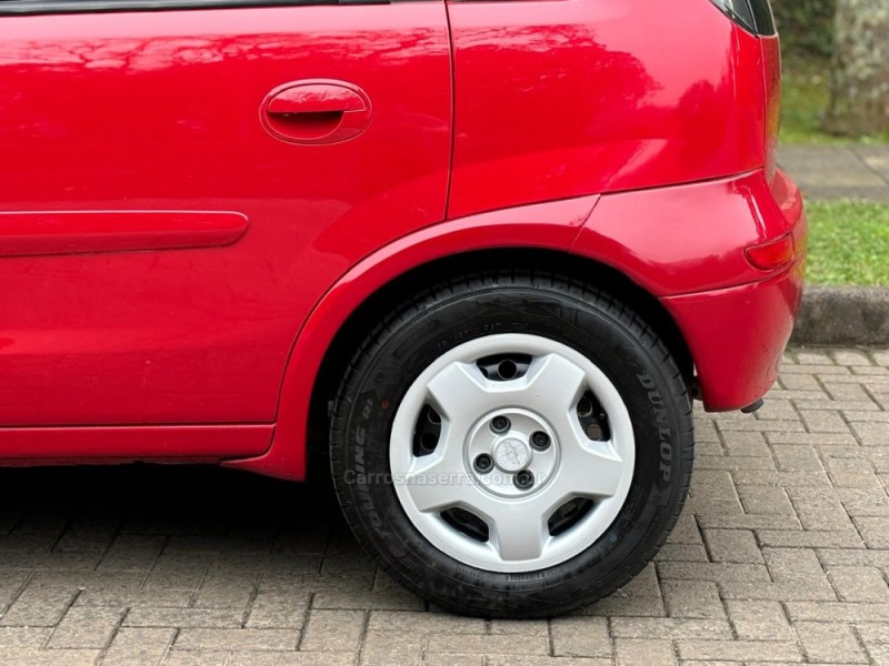 CORSA 1.4 MPFI PREMIUM 8V FLEX 4P MANUAL - 2009 - CAXIAS DO SUL