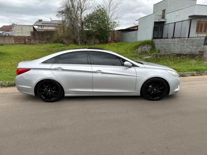 SONATA 2.4 MPFI I4 16V 182CV GASOLINA 4P AUTOMÁTICO - 2012 - CAMPO BOM