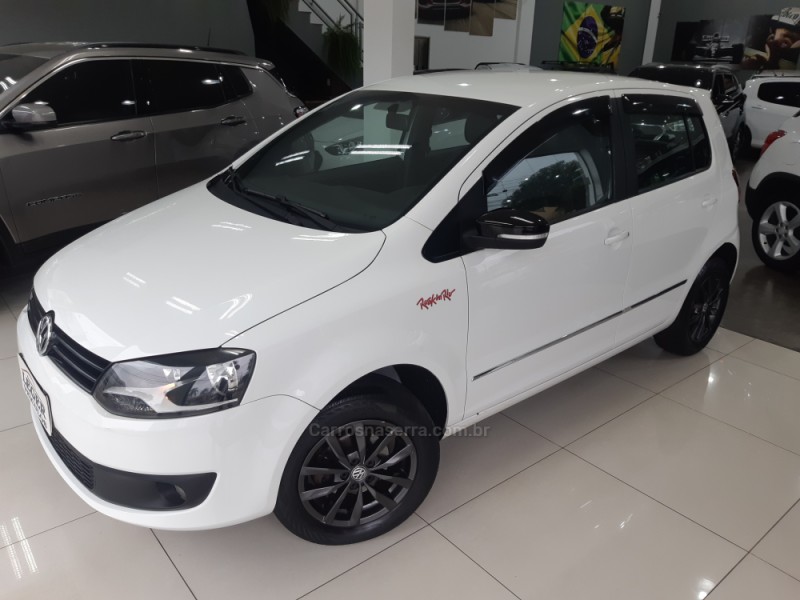 FOX 1.6 MI ROCK IN RIO 8V FLEX 4P MANUAL - 2014 - SãO LEOPOLDO