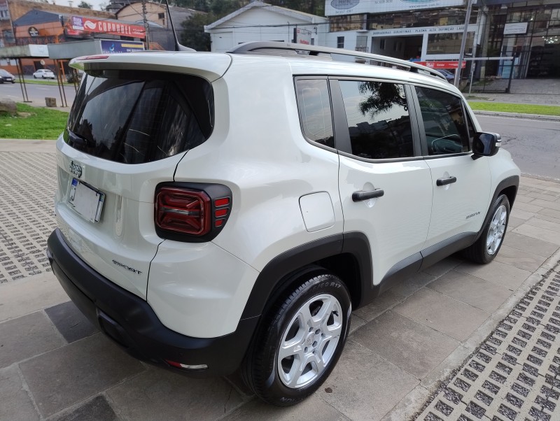 RENEGADE 1.3 SPORT T270 16V TURBO FLEX 4P AUTOMÁTICO - 2023 - CAXIAS DO SUL