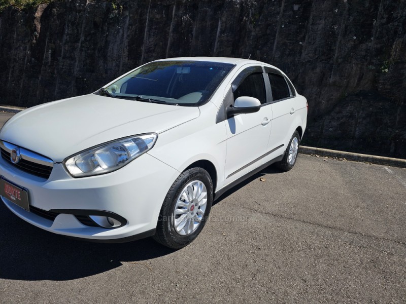 GRAND SIENA 1.6 MPI ESSENCE 16V FLEX 4P MANUAL - 2014 - BENTO GONçALVES