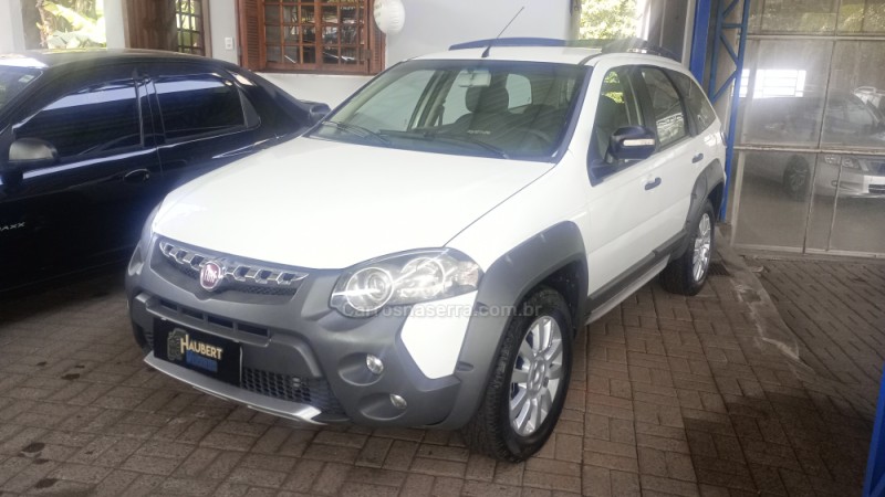 PALIO 1.8 MPI ADVENTURE LOCKER WEEKEND 16V FLEX 4P MANUAL