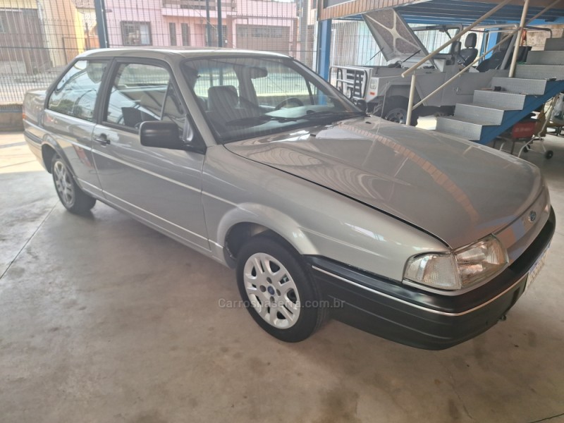 VERSAILLES 2.0 GL 8V GASOLINA 4P MANUAL - 1992 - CAXIAS DO SUL