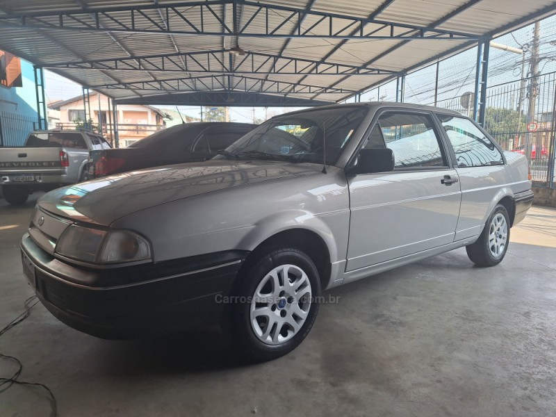 VERSAILLES 2.0 GL 8V GASOLINA 4P MANUAL - 1992 - CAXIAS DO SUL