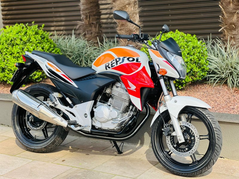 CB 300R  - 2014 - BENTO GONçALVES