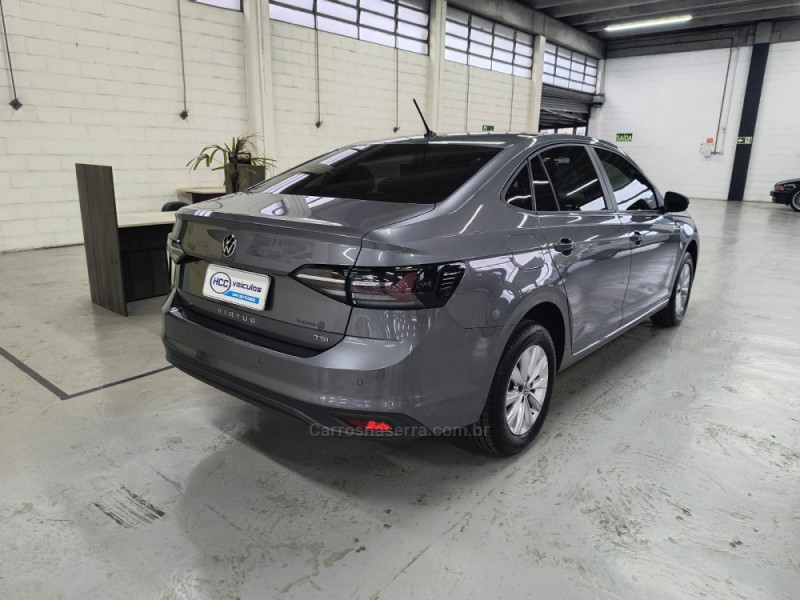 VIRTUS 1.0 200 TSI COMFORTLINE AUTOMÁTICO - 2023 - CAXIAS DO SUL