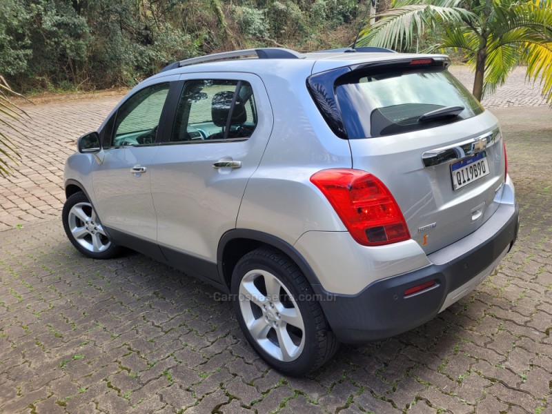 TRACKER 1.8 MPFI LTZ 4X2 16V FLEX 4P AUTOMÁTICO - 2015 - NOVA PRATA