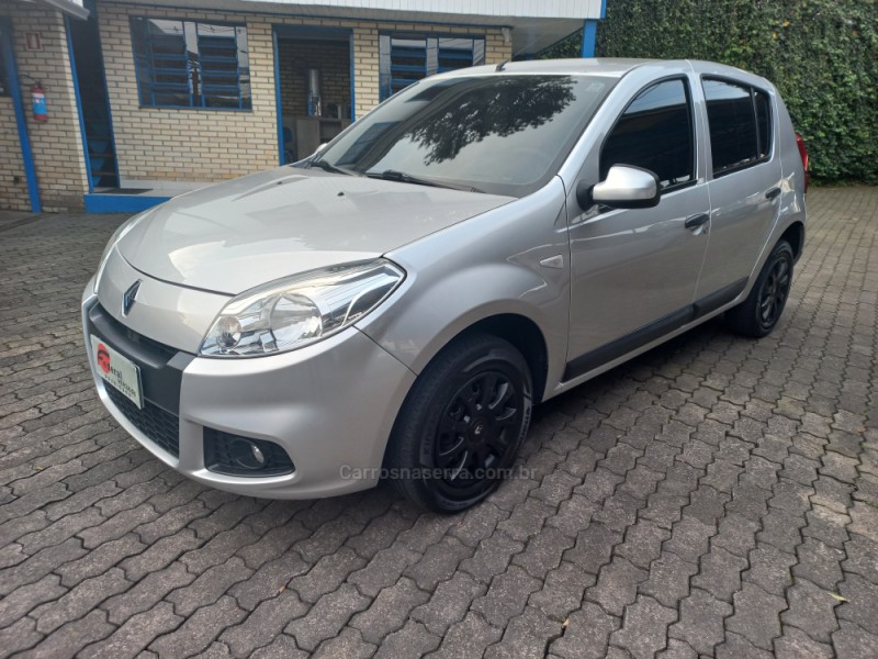 SANDERO 1.0 EXPRESSION 16V FLEX 4P MANUAL - 2013 - CAXIAS DO SUL