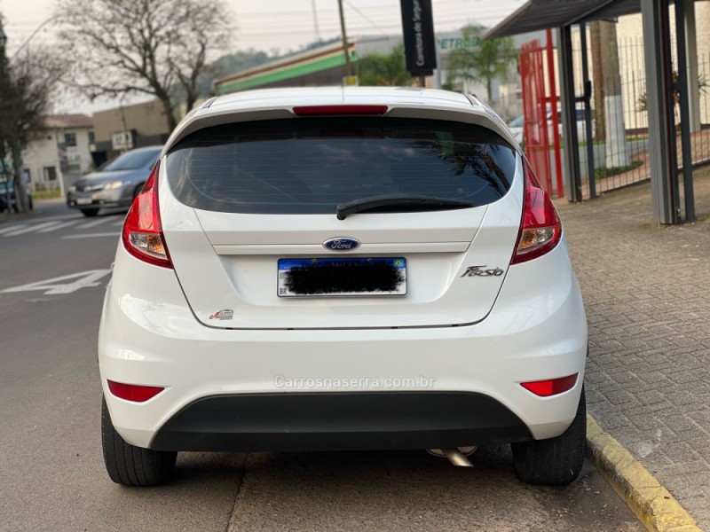 FIESTA 1.5 S HATCH 16V FLEX 4P MANUAL - 2015 - PAROBé