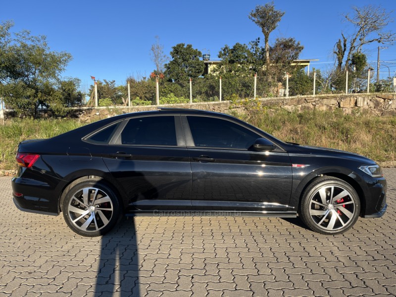 JETTA 2.0 16V TSI GLI 350 GASOLINA 4P AUTOMÁTICO - 2019 - CAXIAS DO SUL