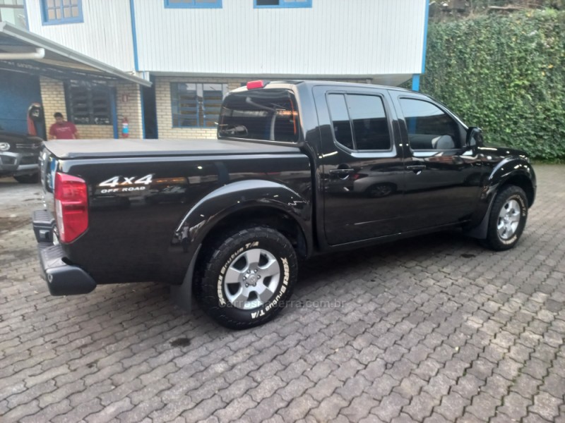 FRONTIER 2.5 XE 4X4 CD TURBO ELETRONIC DIESEL 4P MANUAL - 2011 - CAXIAS DO SUL