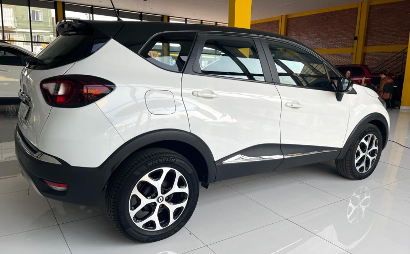 CAPTUR 2.0 16V FLEX INTENSE AUTOMÁTICO - 2020 - VACARIA