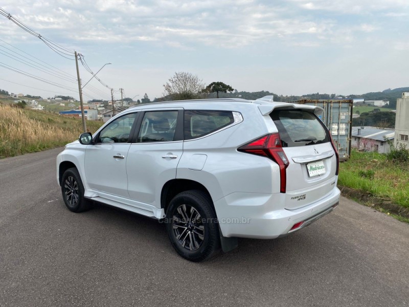 PAJERO SPORT 2.4 HPE-S 4X4 DIESEL 4P AUTOMÁTICO - 2021 - FLORES DA CUNHA