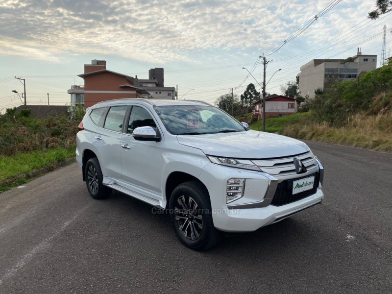 PAJERO SPORT 2.4 HPE-S 4X4 DIESEL 4P AUTOMÁTICO - 2021 - FLORES DA CUNHA