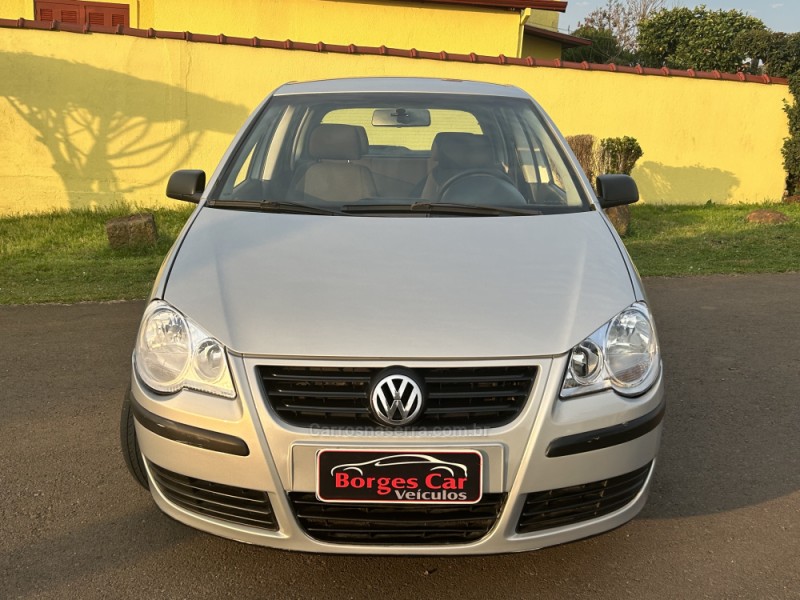 POLO 1.6 MI 8V TOTAL FLEX 4P MANUAL - 2007 - VACARIA