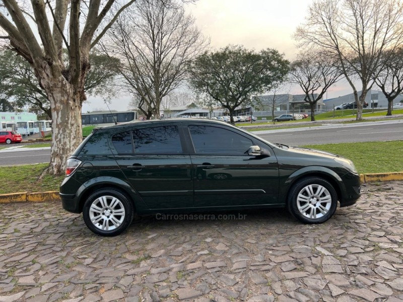 VECTRA 2.0 SFI GT HATCH 8V FLEX 4P MANUAL - 2010 - DOIS IRMãOS