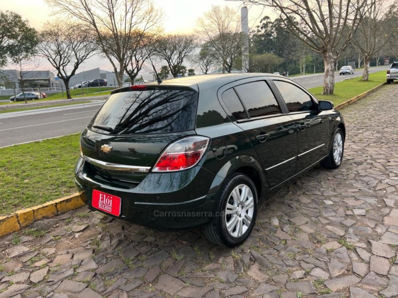 VECTRA 2.0 SFI GT HATCH 8V FLEX 4P MANUAL - 2010 - DOIS IRMãOS