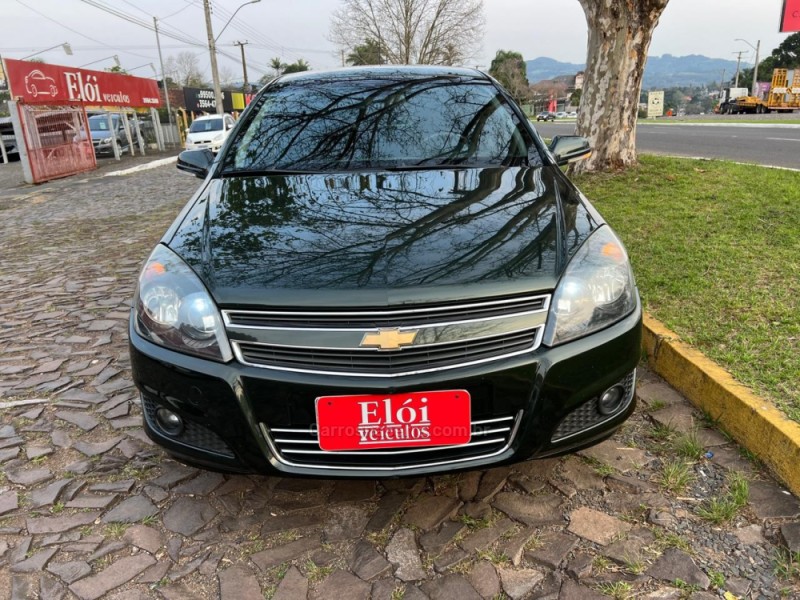 VECTRA 2.0 SFI GT HATCH 8V FLEX 4P MANUAL - 2010 - DOIS IRMãOS