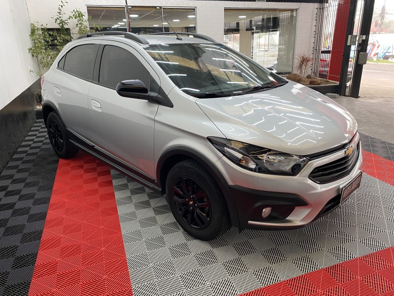 ONIX 1.4 MPFI ACTIV 8V FLEX 4P MANUAL - 2019 - CAXIAS DO SUL