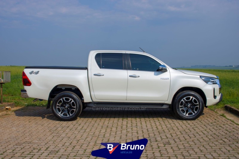 HILUX 2.8 SRX 4X4 CD 16V DIESEL 4P AUTOMÁTICO - 2021 - PALMEIRA DAS MISSõES