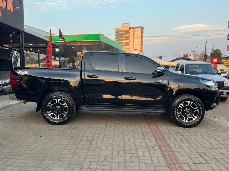 HILUX 2.8 SRV 4X4 CD 16V DIESEL 4P AUTOMÁTICO - 2017 - LAGOA VERMELHA