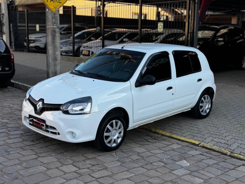 CLIO 1.0 AUTHENTIQUE 16V HI-FLEX 4P MANUAL - 2014 - CAXIAS DO SUL