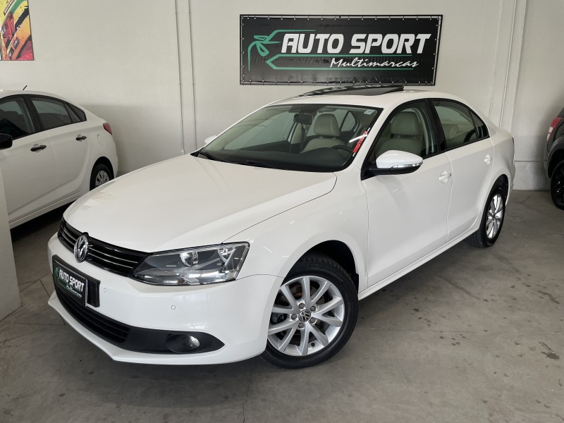 JETTA 2.0 COMFORTLINE FLEX 4P TIPTRONIC - 2012 - CAXIAS DO SUL