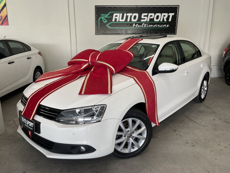 JETTA 2.0 COMFORTLINE FLEX 4P TIPTRONIC - 2012 - CAXIAS DO SUL