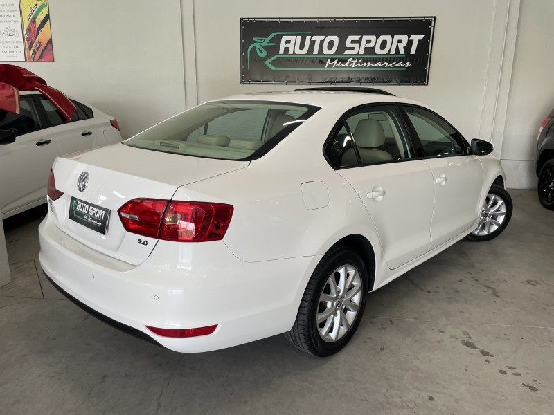 JETTA 2.0 COMFORTLINE FLEX 4P TIPTRONIC - 2012 - CAXIAS DO SUL