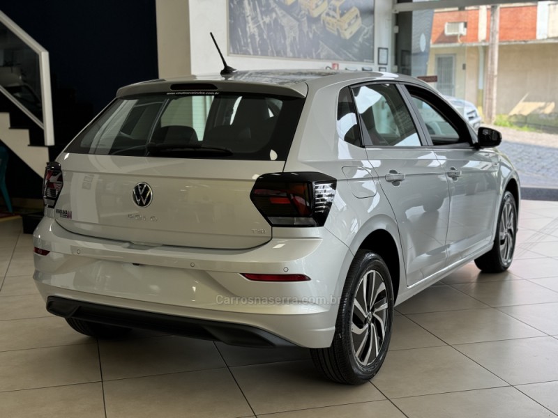 POLO 1.0	200 TSI HIGHLINE AUTOMÁTICO  - 2025 - FLORES DA CUNHA