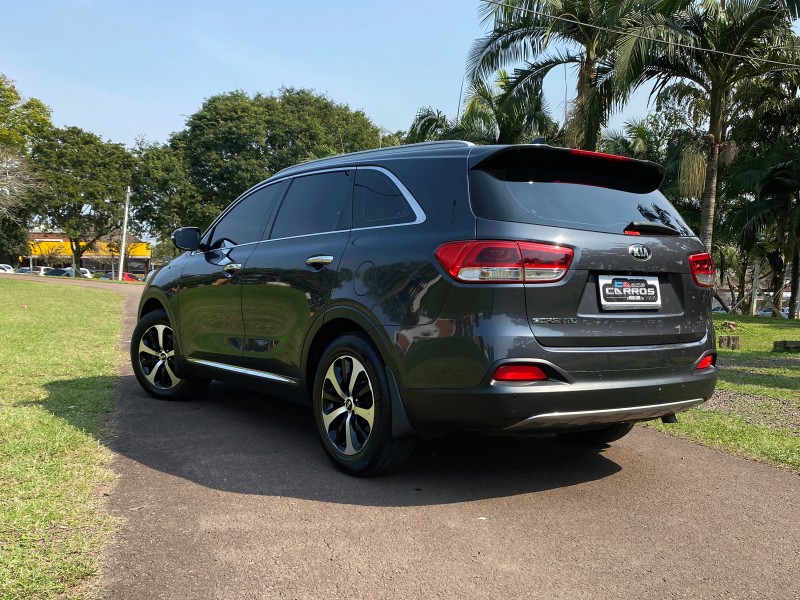 SORENTO 3.3 EX V6 24V GASOLINA 4P 7 LUGARES AUTOMATICO - 2016 - LAJEADO