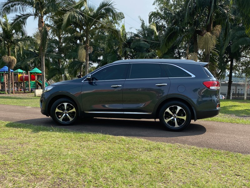 SORENTO 3.3 EX V6 24V GASOLINA 4P 7 LUGARES AUTOMATICO - 2016 - LAJEADO