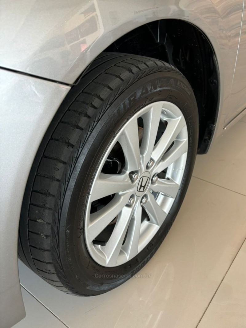 CIVIC 1.8 LXL SE 16V FLEX 4P MANUAL - 2012 - IGREJINHA