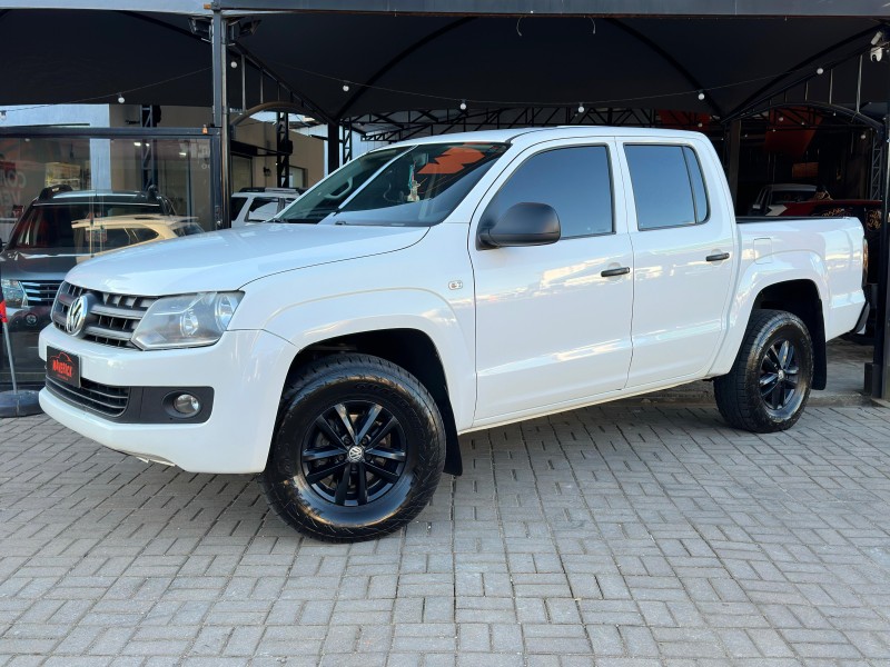 AMAROK 2.0 SE 4X4 CD 16V TURBO INTERCOOLER DIESEL 4P MANUAL - 2016 - LAGOA VERMELHA