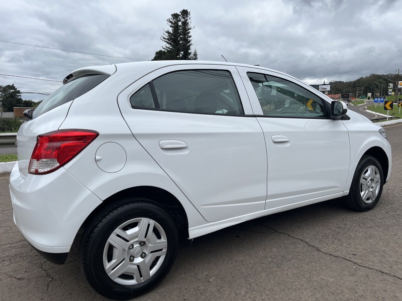 ONIX 1.0 LT 12V TURBO FLEX 4P MANUAL - 2013 - DOIS IRMãOS